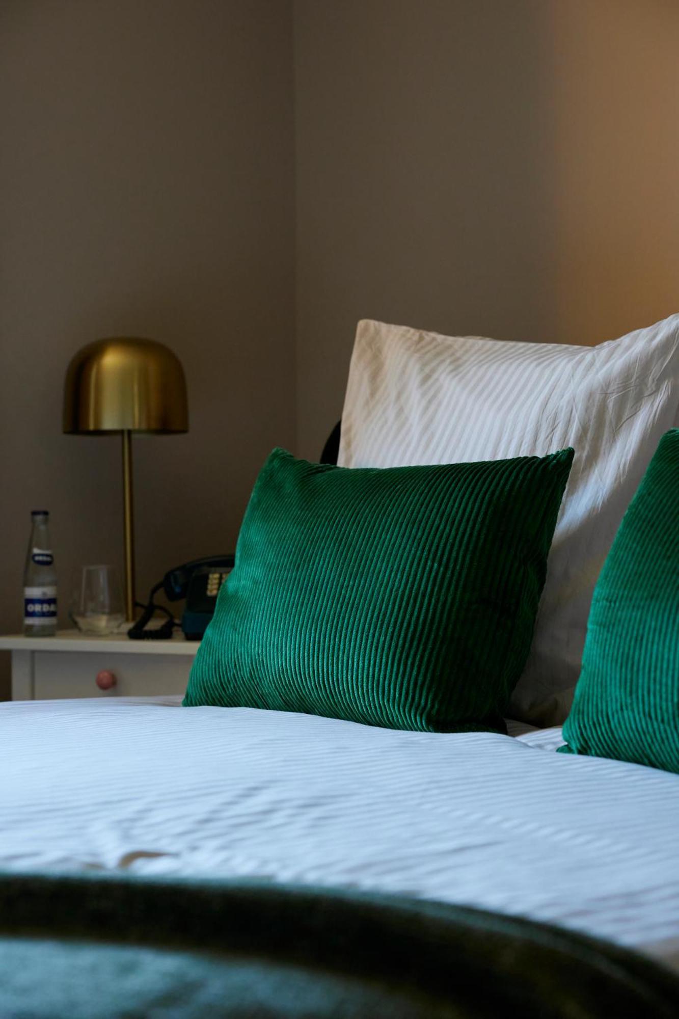 Bed and Breakfast Le Sommelier Баєль Екстер'єр фото